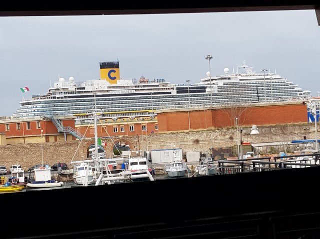 costa diadema 2
